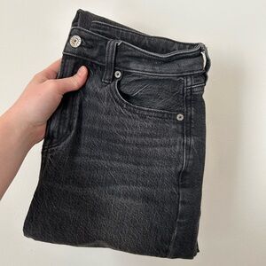American Eagle Hi-Rise Black Mom Jean